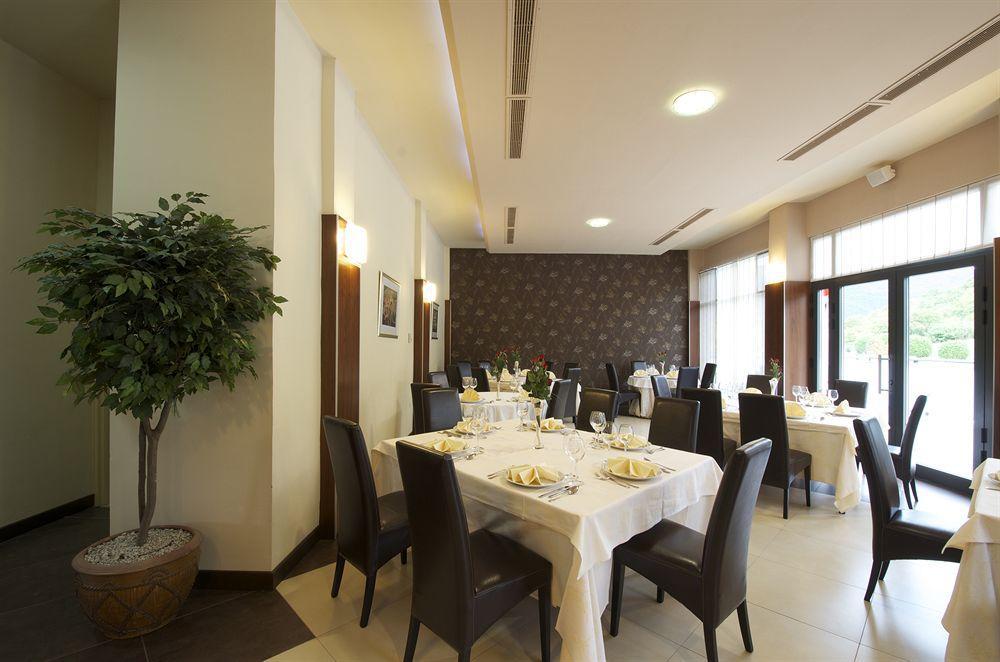 Hotel Fontana Бузет Екстер'єр фото