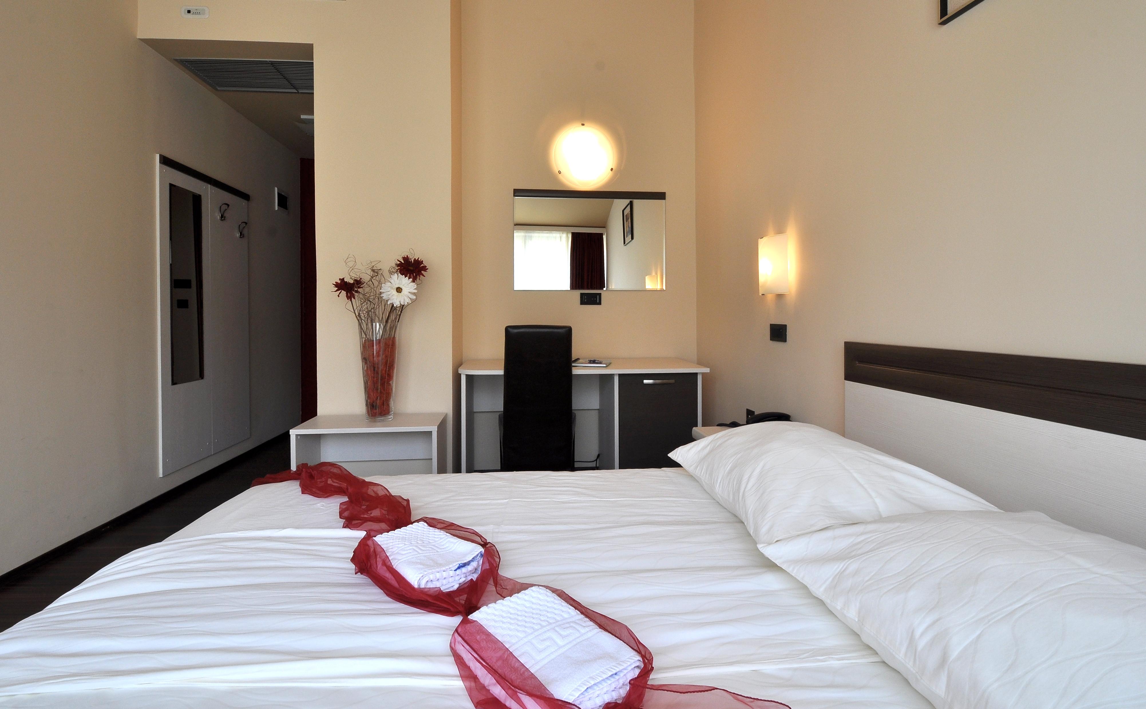Hotel Fontana Бузет Екстер'єр фото