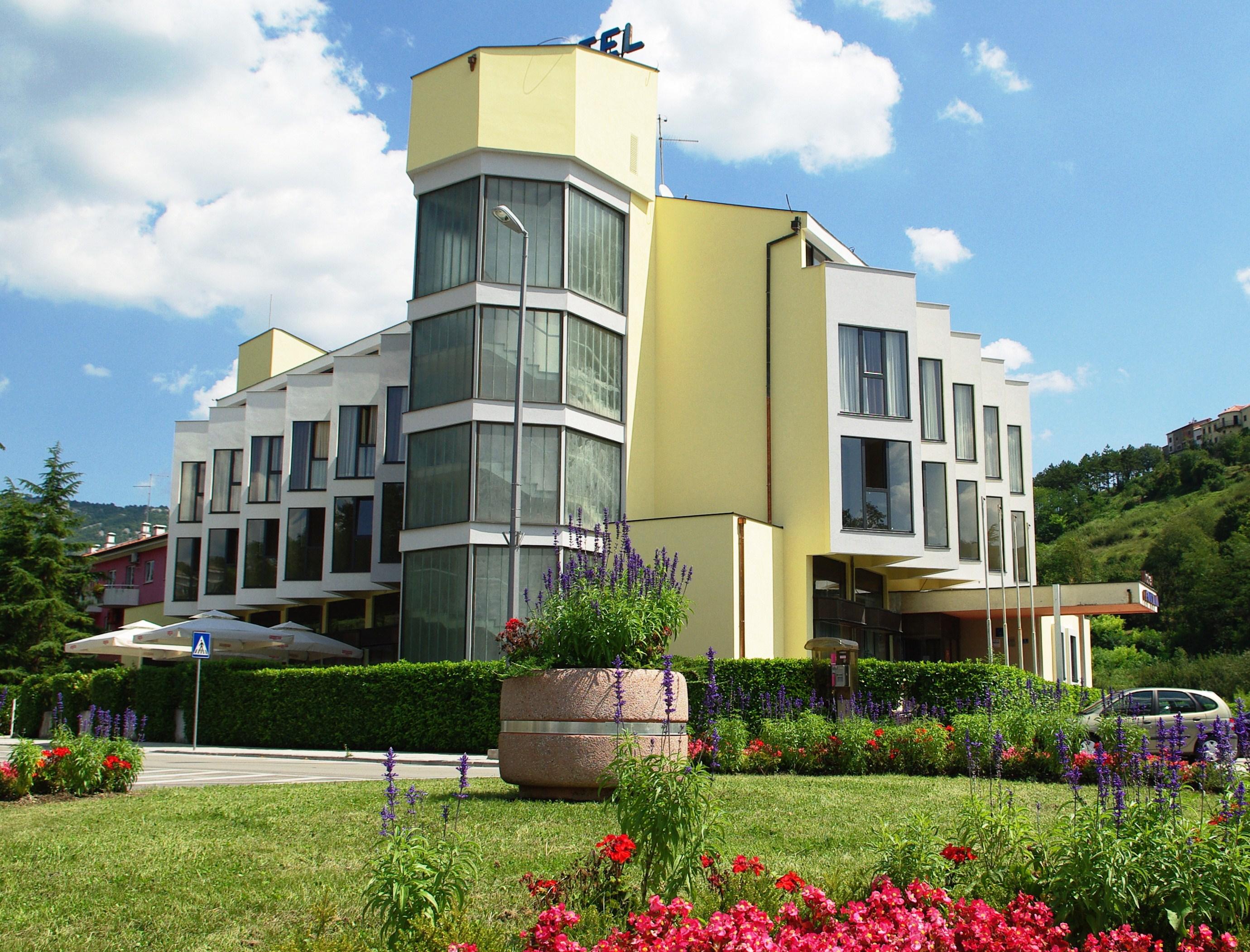 Hotel Fontana Бузет Екстер'єр фото