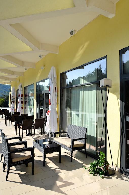 Hotel Fontana Бузет Екстер'єр фото